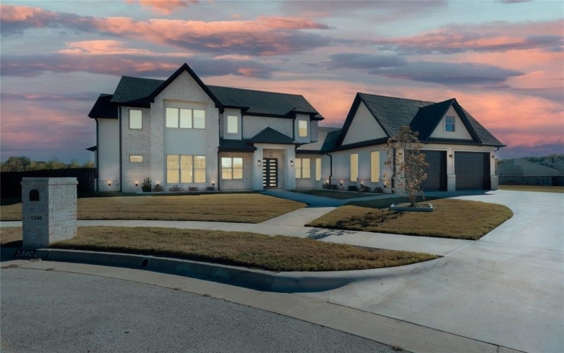 1340 Fairfield Lane, Tyler, TX 75703, 4 Habitaciones Habitaciones , ,3 BañosBaños,Residential,En Venta,1340 Fairfield Lane,0,21106061