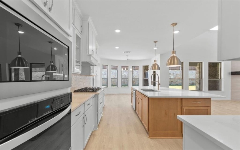 2400 Randas Way, Rockwall, TX 75087, 5 Habitaciones Habitaciones , ,5 BañosBaños,Residential,En Venta,2400 Randas Way,0,21106197