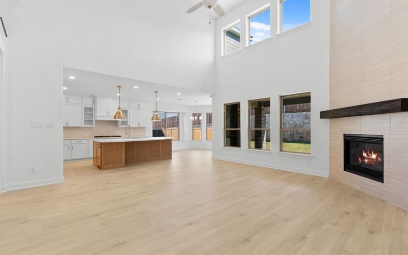 2400 Randas Way, Rockwall, TX 75087, 5 Habitaciones Habitaciones , ,5 BañosBaños,Residential,En Venta,2400 Randas Way,0,21106197