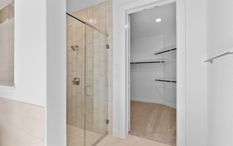 2400 Randas Way, Rockwall, TX 75087, 5 Habitaciones Habitaciones , ,5 BañosBaños,Residential,En Venta,2400 Randas Way,0,21106197