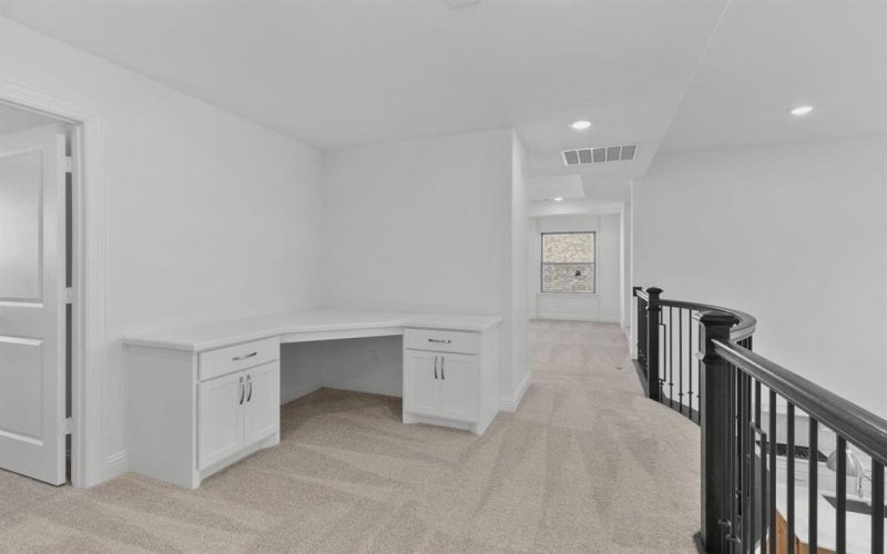 2400 Randas Way, Rockwall, TX 75087, 5 Habitaciones Habitaciones , ,5 BañosBaños,Residential,En Venta,2400 Randas Way,0,21106197