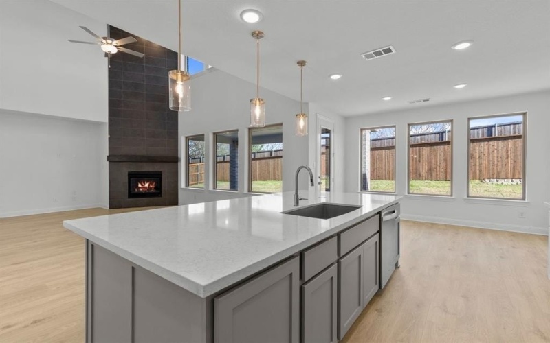 2416 Judith Drive, Rockwall, TX 75087, 5 Habitaciones Habitaciones , ,5 BañosBaños,Residential,En Venta,2416 Judith Drive,0,21106261