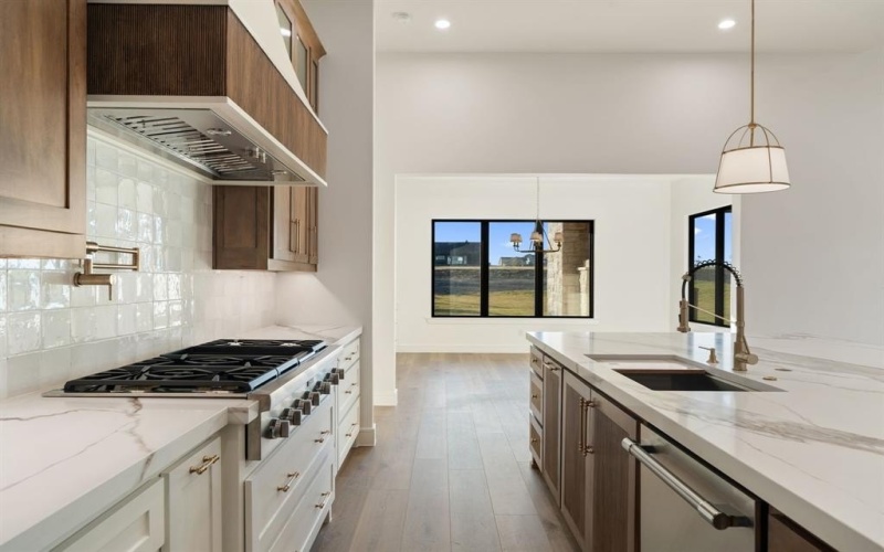 300 Ryker Lane, Gunter, TX 75058, 4 Bedrooms Bedrooms, ,5 BathroomsBathrooms,Residential,For Sale,300 Ryker Lane,0,21106291