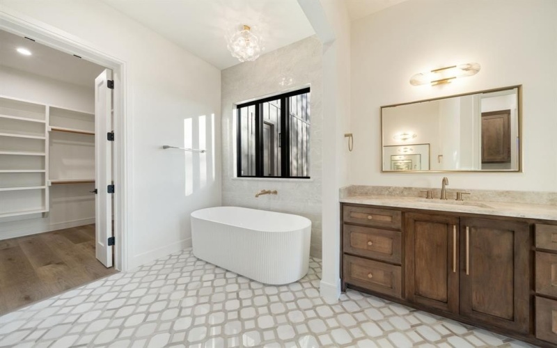 300 Ryker Lane, Gunter, TX 75058, 4 Bedrooms Bedrooms, ,5 BathroomsBathrooms,Residential,For Sale,300 Ryker Lane,0,21106291