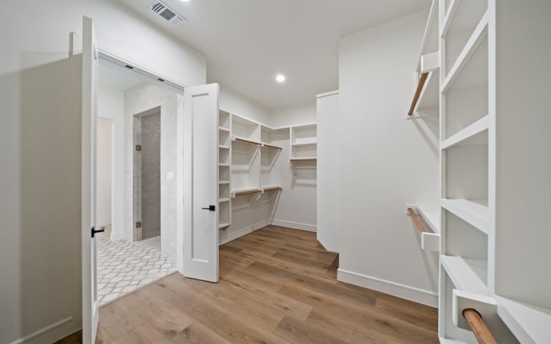 300 Ryker Lane, Gunter, TX 75058, 4 Bedrooms Bedrooms, ,5 BathroomsBathrooms,Residential,For Sale,300 Ryker Lane,0,21106291