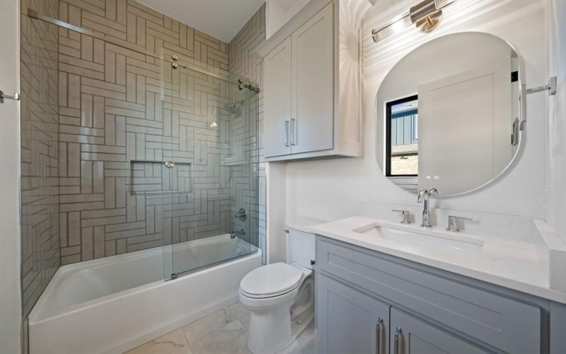 300 Ryker Lane, Gunter, TX 75058, 4 Bedrooms Bedrooms, ,5 BathroomsBathrooms,Residential,For Sale,300 Ryker Lane,0,21106291