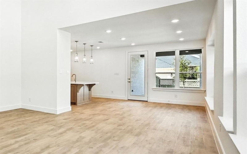 1804 Elm Place, Northlake, TX 76247, 5 Bedrooms Bedrooms, ,3 BathroomsBathrooms,Residential,For Sale,1804 Elm Place,0,21106318