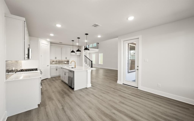 7416 Summer Sunset Drive, Denton, TX 76249, 4 Habitaciones Habitaciones , ,2 BañosBaños,Residential,En Venta,7416 Summer Sunset Drive,0,21106444