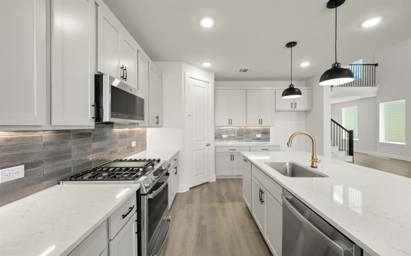 7416 Summer Sunset Drive, Denton, TX 76249, 4 Habitaciones Habitaciones , ,2 BañosBaños,Residential,En Venta,7416 Summer Sunset Drive,0,21106444