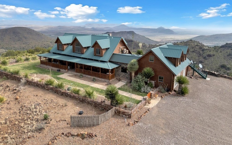 2 N Scenic Rd., Alpine, TX 79830, 6 Bedrooms Bedrooms, ,9 BathroomsBathrooms,Residential,For Sale,2 N Scenic Rd.,0,164237