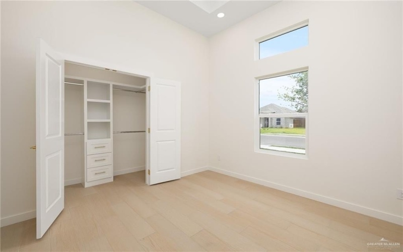 3428 E McGrady Street, Edinburg, TX 78542, 3 Bedrooms Bedrooms, ,2 BathroomsBathrooms,Residential,For Sale,3428 E McGrady Street,470697