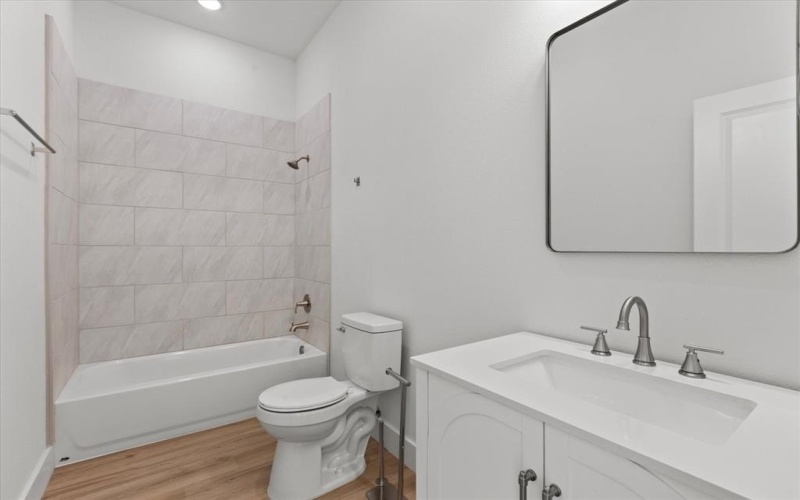 919 W Day Street, Denison, TX 75020, 3 Habitaciones Habitaciones , ,2 BañosBaños,Residential,En Venta,919 W Day Street,0,21105124