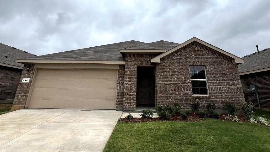 8517 COFFEE SPRINGS Drive, Fort Worth, TX 76131, 4 Bedrooms Bedrooms, ,3 BathroomsBathrooms,Residential,For Sale,8517 COFFEE SPRINGS Drive,0,21105339