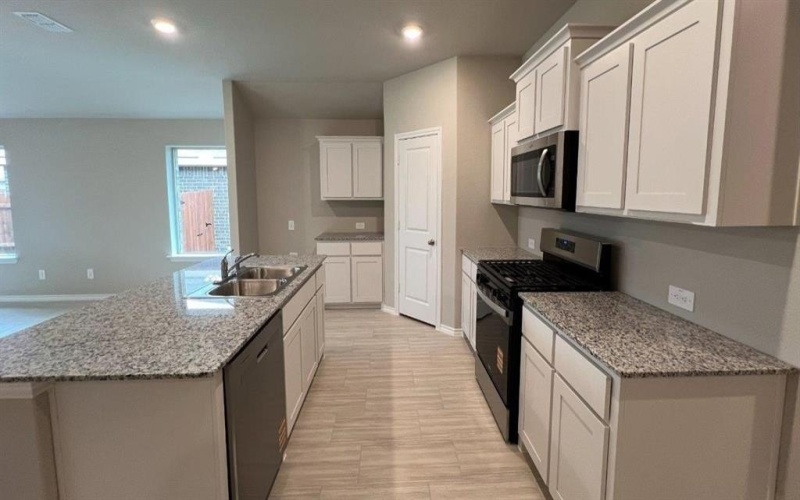 8517 COFFEE SPRINGS Drive, Fort Worth, TX 76131, 4 Bedrooms Bedrooms, ,3 BathroomsBathrooms,Residential,For Sale,8517 COFFEE SPRINGS Drive,0,21105339