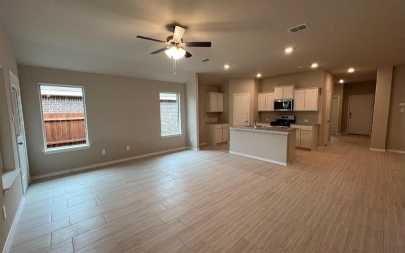 8517 COFFEE SPRINGS Drive, Fort Worth, TX 76131, 4 Bedrooms Bedrooms, ,3 BathroomsBathrooms,Residential,For Sale,8517 COFFEE SPRINGS Drive,0,21105339