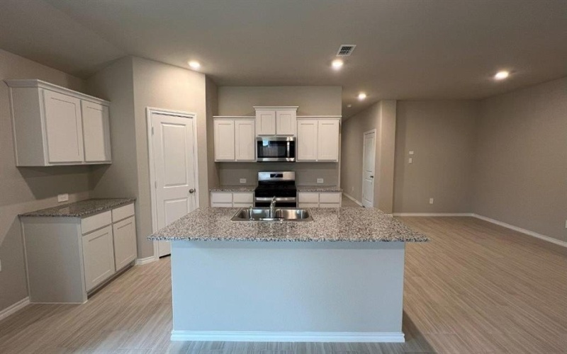 8509 HOLLYMEAD Lane, Fort Worth, TX 76131, 4 Bedrooms Bedrooms, ,3 BathroomsBathrooms,Residential,For Sale,8509 HOLLYMEAD Lane,0,21105372