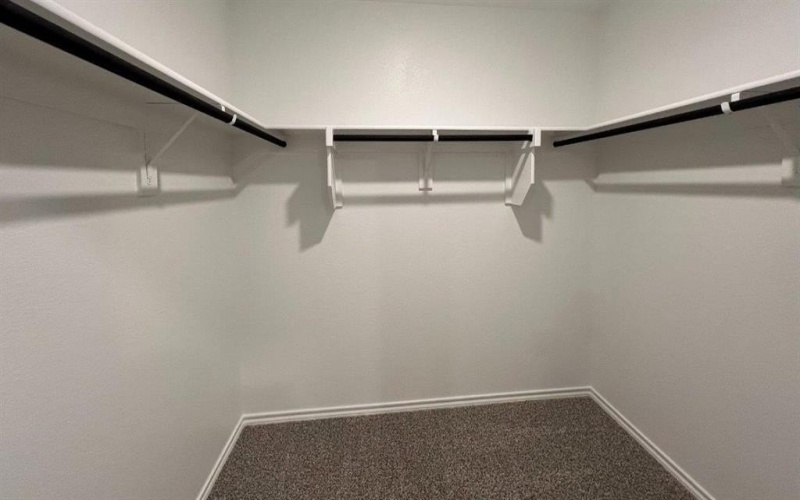 8509 HOLLYMEAD Lane, Fort Worth, TX 76131, 4 Bedrooms Bedrooms, ,3 BathroomsBathrooms,Residential,For Sale,8509 HOLLYMEAD Lane,0,21105372