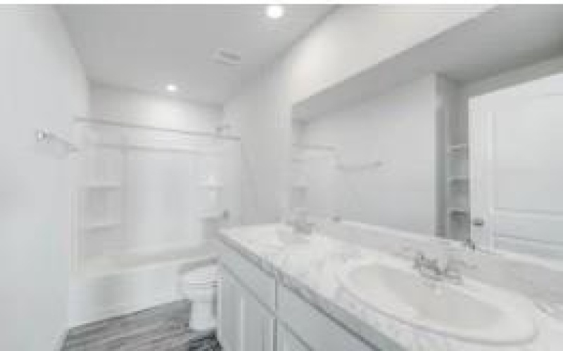 216 Arbor, Granbury, TX 76048, 5 Bedrooms Bedrooms, ,2 BathroomsBathrooms,Residential,For Sale,216 Arbor,0,21105510