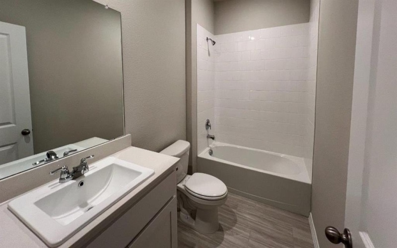 905 INGALLS PARK Lane, Fort Worth, TX 76131, 4 Habitaciones Habitaciones , ,3 BañosBaños,Residential,En Venta,905 INGALLS PARK Lane,0,21105809