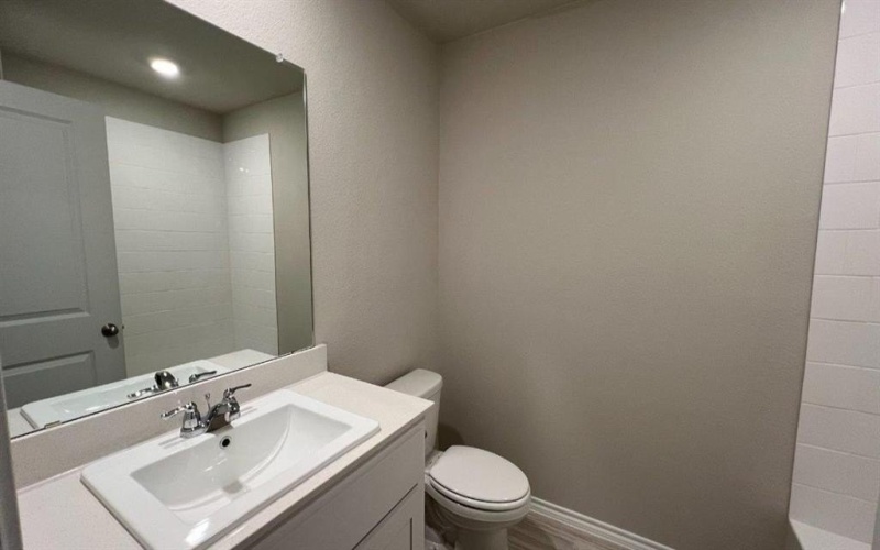 905 INGALLS PARK Lane, Fort Worth, TX 76131, 4 Habitaciones Habitaciones , ,3 BañosBaños,Residential,En Venta,905 INGALLS PARK Lane,0,21105809