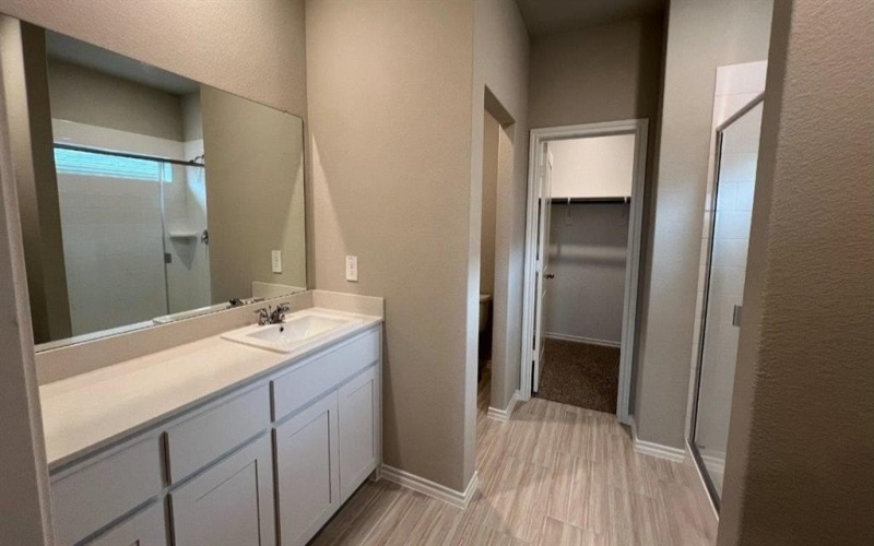 905 INGALLS PARK Lane, Fort Worth, TX 76131, 4 Habitaciones Habitaciones , ,3 BañosBaños,Residential,En Venta,905 INGALLS PARK Lane,0,21105809