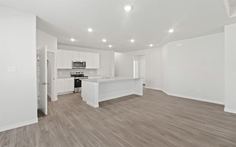 9969 Flying Wing Way, Fort Worth, TX 76131, 3 Bedrooms Bedrooms, ,2 BathroomsBathrooms,Residential,For Sale,9969 Flying Wing Way,0,21105870