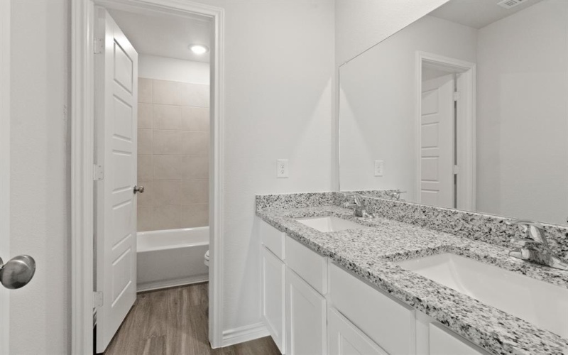 1020 Wingjet Way, Fort Worth, TX 76131, 3 Bedrooms Bedrooms, ,2 BathroomsBathrooms,Residential,For Sale,1020 Wingjet Way,0,21105932