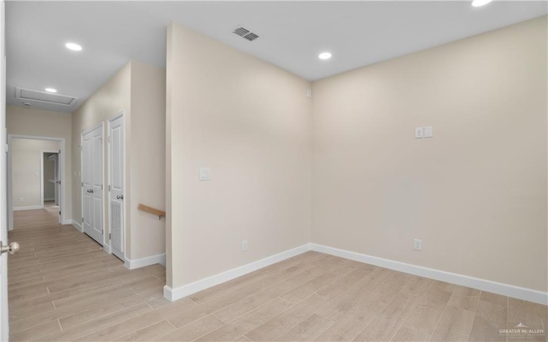 808 Bicentennial Boulevard, McAllen, TX 78501, 3 Habitaciones Habitaciones , ,2 BañosBaños,Residential,En Venta,808 Bicentennial Boulevard,0,465498