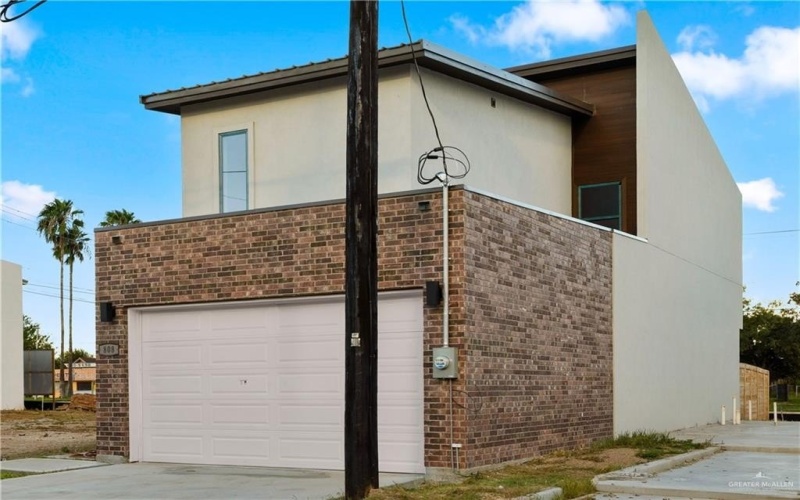 808 Bicentennial Boulevard, McAllen, TX 78501, 3 Habitaciones Habitaciones , ,2 BañosBaños,Residential,En Venta,808 Bicentennial Boulevard,0,465498