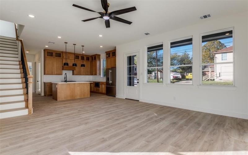 901 Sam Houston Street, Rockwall, TX 75087, 4 Habitaciones Habitaciones , ,3 BañosBaños,Residential,En Venta,901 Sam Houston Street,0,21105978