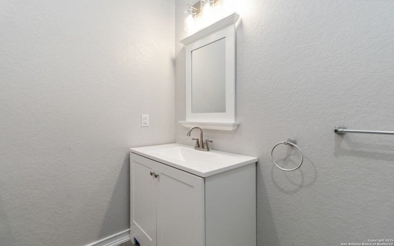 1611 Santa Rita, San Antonio, TX 78214, 3 Bedrooms Bedrooms, ,2 BathroomsBathrooms,Residential,For Sale,1611 Santa Rita,0,1921156