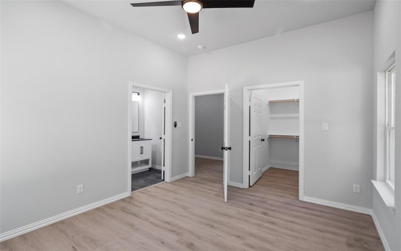2100 Cactus Alley, Granbury, TX 76048, 4 Bedrooms Bedrooms, ,2 BathroomsBathrooms,Residential,For Sale,2100 Cactus Alley,20868662