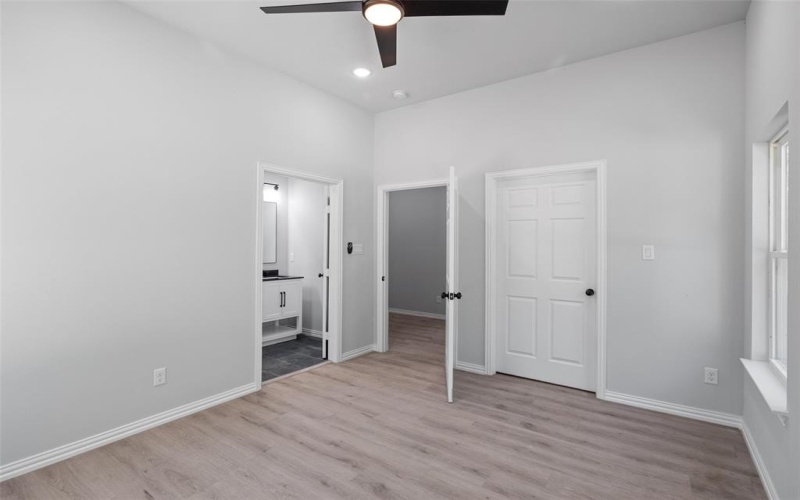 2100 Cactus Alley, Granbury, TX 76048, 4 Bedrooms Bedrooms, ,2 BathroomsBathrooms,Residential,For Sale,2100 Cactus Alley,20868662