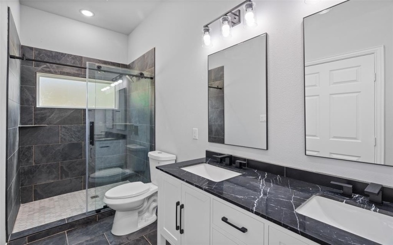 2100 Cactus Alley, Granbury, TX 76048, 4 Bedrooms Bedrooms, ,2 BathroomsBathrooms,Residential,For Sale,2100 Cactus Alley,20868662