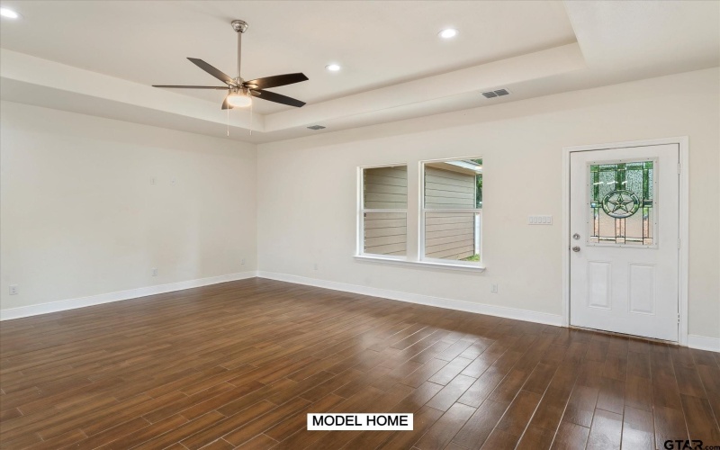 211 S Quille, Mt Pleasant, TX 75455, 4 Bedrooms Bedrooms, ,2 BathroomsBathrooms,Residential,For Sale,211 S Quille,24015154