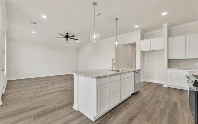 4089 Crestmont Drive, College Station, TX 77845, 3 Habitaciones Habitaciones , ,2 BañosBaños,Residential,En Venta,4089 Crestmont Drive,0,25011178