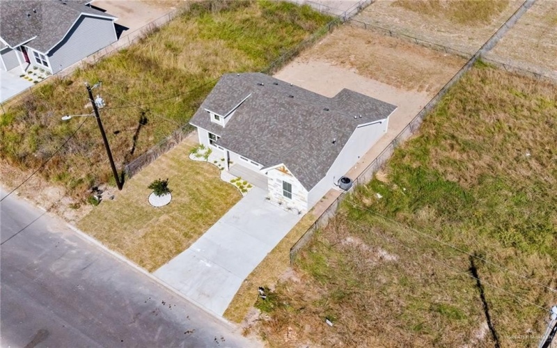 306 Merida Drive, Donna, TX 78537, 3 Bedrooms Bedrooms, ,2 BathroomsBathrooms,Residential,For Sale,306 Merida Drive,0,486441