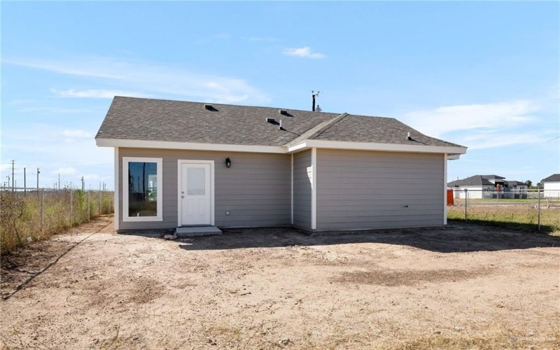 318 Merida Drive, Donna, TX 78537, 3 Bedrooms Bedrooms, ,2 BathroomsBathrooms,Residential,For Sale,318 Merida Drive,0,486455