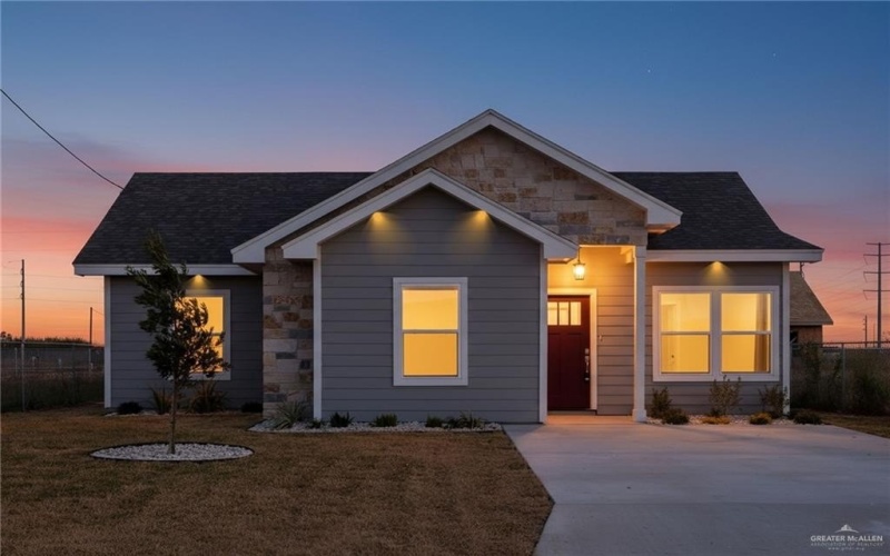 318 Merida Drive, Donna, TX 78537, 3 Bedrooms Bedrooms, ,2 BathroomsBathrooms,Residential,For Sale,318 Merida Drive,0,486455