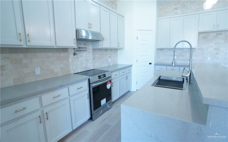 403 Faith Drive, La Feria, TX 78559, 3 Bedrooms Bedrooms, ,3 BathroomsBathrooms,Residential,For Sale,403 Faith Drive,0,486479