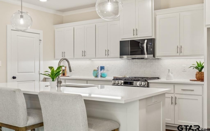 7173 Alexander, Tyler, TX 75707, 4 Bedrooms Bedrooms, ,2 BathroomsBathrooms,Residential,For Sale,7173 Alexander,0,25016356