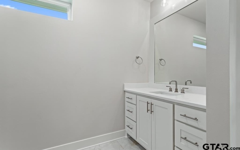 7173 Alexander, Tyler, TX 75707, 4 Bedrooms Bedrooms, ,2 BathroomsBathrooms,Residential,For Sale,7173 Alexander,0,25016356