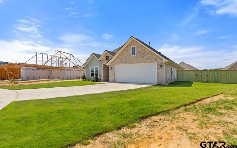 7173 Alexander, Tyler, TX 75707, 4 Bedrooms Bedrooms, ,2 BathroomsBathrooms,Residential,For Sale,7173 Alexander,0,25016356