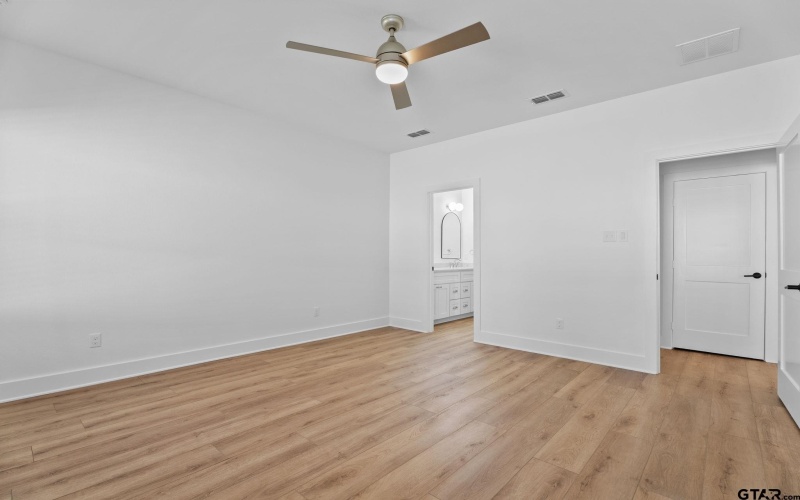 2958 Calloway Road, Tyler, TX 75707, 3 Bedrooms Bedrooms, ,2 BathroomsBathrooms,Residential,For Sale,2958 Calloway Road,0,25016369