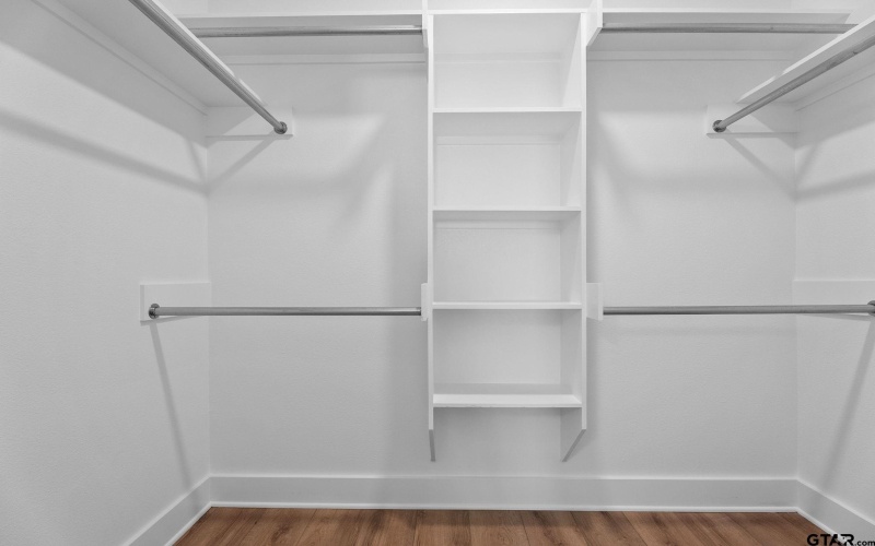 2958 Calloway Road, Tyler, TX 75707, 3 Bedrooms Bedrooms, ,2 BathroomsBathrooms,Residential,For Sale,2958 Calloway Road,0,25016369