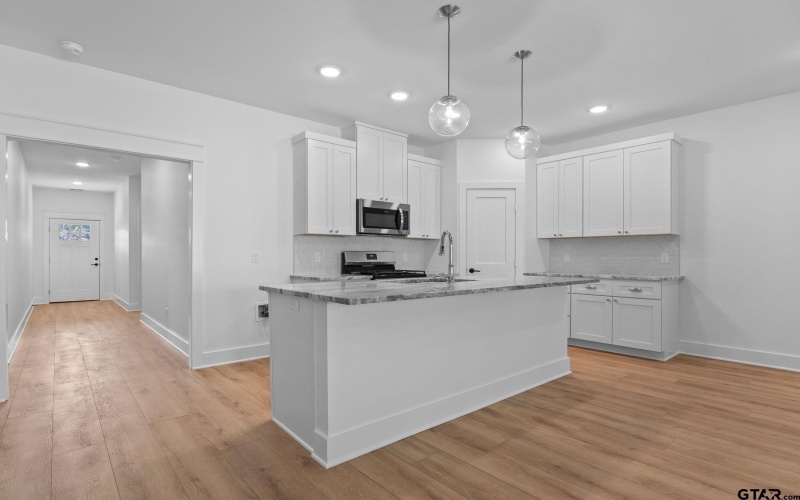 2958 Calloway Road, Tyler, TX 75707, 3 Bedrooms Bedrooms, ,2 BathroomsBathrooms,Residential,For Sale,2958 Calloway Road,0,25016369