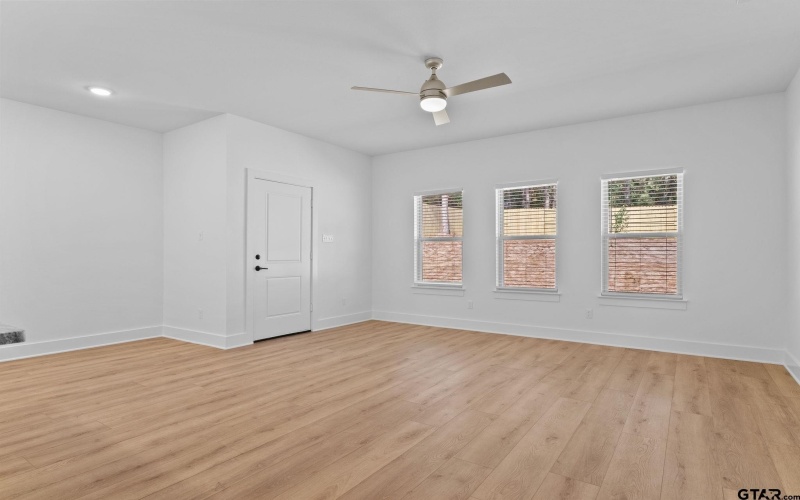 2958 Calloway Road, Tyler, TX 75707, 3 Bedrooms Bedrooms, ,2 BathroomsBathrooms,Residential,For Sale,2958 Calloway Road,0,25016369