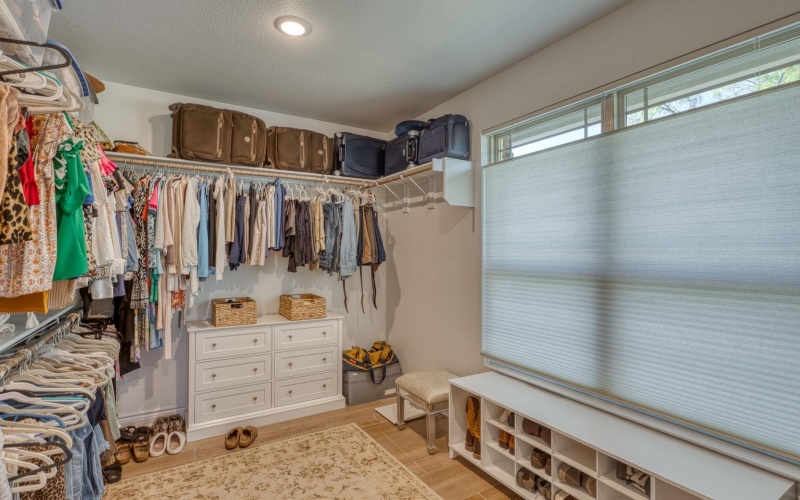 2913 Blue Lake Dr., Horseshoe Bay, TX 78657, 3 Bedrooms Bedrooms, ,2 BathroomsBathrooms,Residential,For Sale,2913 Blue Lake Dr.,0,175622