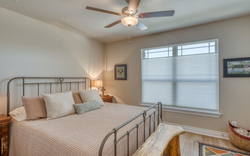 2913 Blue Lake Dr., Horseshoe Bay, TX 78657, 3 Bedrooms Bedrooms, ,2 BathroomsBathrooms,Residential,For Sale,2913 Blue Lake Dr.,0,175622