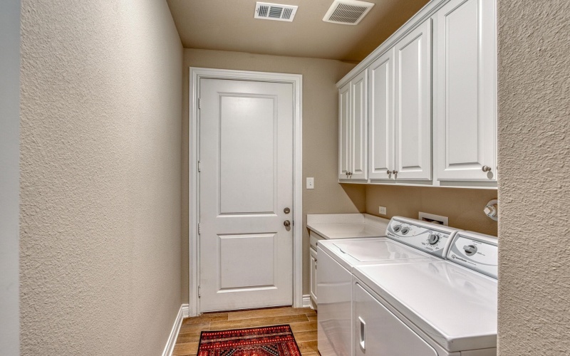 2913 Blue Lake Dr., Horseshoe Bay, TX 78657, 3 Bedrooms Bedrooms, ,2 BathroomsBathrooms,Residential,For Sale,2913 Blue Lake Dr.,0,175622